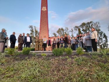 д.Альбусь-Сюрбеево. После капремонта памятника.
