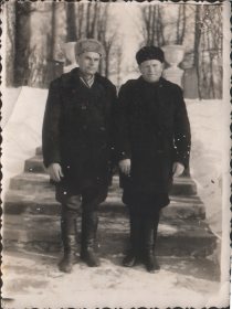 1965 г. Демьян Матвеевич слева и Фомич Алексей Антонович. д. Волька
