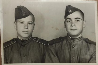 С однополчанином