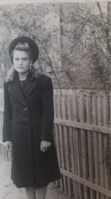 Дочь Старкова Ильи- Старкова Нина. Погибла в молодом возрасте, не успела оставить потомков.