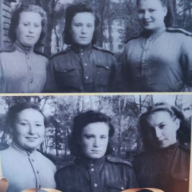 Фото с однополчанками