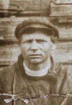 В деревне Дор, Кировского района, Калининской области (1933 год)