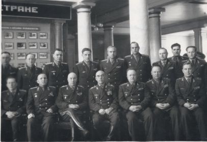 Котович Василий Назарович, полковник АДД, с коллегами