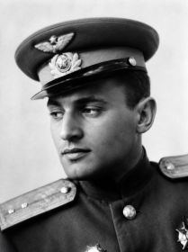 Старший лейтенант ФРИДМАН Т. Л. (фотография обработана с помощью ИИ (искусственного интеллекта).