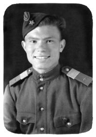 Ворыхалов август 1945 503 полк Елтава.jpg