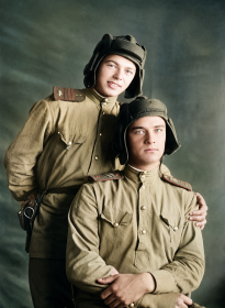 1945 г.