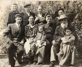 Семья Афанасия Фомича
