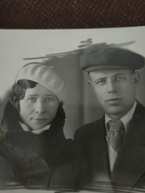 С сестрой Шурой