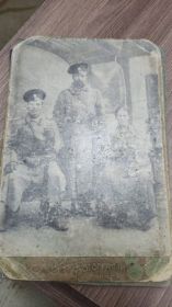 Эту фотографию всегда хранила рядом с собой моя прабабушка, это были ее родные, но кто эти люди, не понятно, на обратной стороне было написано на польском языке.