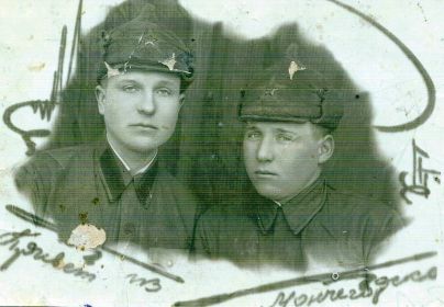 Веретельников Алексей Иванович с боевым товарищем