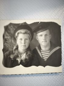 Мощалкина Лидия и Дмитрий (брат и сестра Николая Мощалкина). г Елец 1950 г