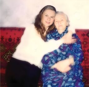 С внучкой Оксаной, примерно 2002 г.