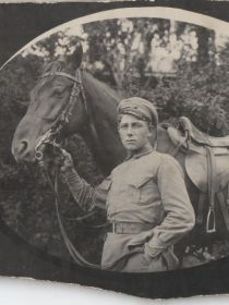 Гвардии подполковник АНШУКОВ С. И.