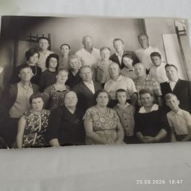 Братья-Николай,Нил,Алексей,Геннадий,Сергей и Владимир, кроме моей бабушки - сестра Нина.