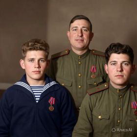Старшина Пётр в военной форме