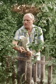 Иван Устинович после войны