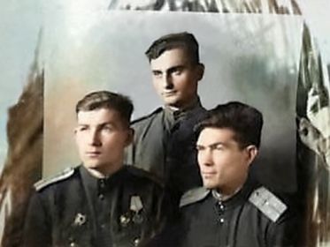 Экипаж: командир Воробьев Юрий Яковлевич, штурман Григорьев Дмитрий Петрович, стрелок-радист Рилле Бертольд Цезаревич.