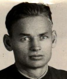 Гвардии подполковник СТОРОЖЕНКО М. П.