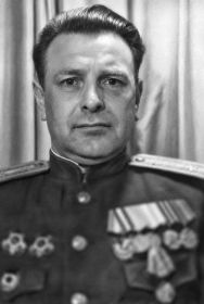 Гвардии подполковник ПАВЛОВ А. М. (фотография обработана с помощью ИИ (искусственного интеллекта).