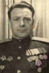 Гвардии подполковник ПАВЛОВ А. М.