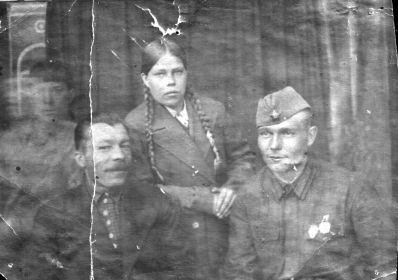 Чадаевы отец Фрол и старшая сестра Мария