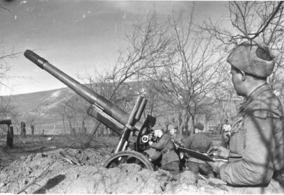 152-мм гаубица-пушка образца 1937 года (МЛ-20), материальная часть 315-го корпусного артиллерийского полка.