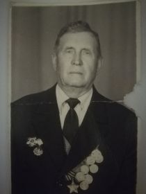 Орден Славы 3й степени,орден Отечественной войны 1-вой степени,медаль"За боевые заслуги",медаль" за победу над Германией в Великой Отечественной войне 1941-1945...