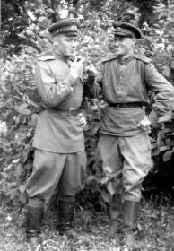 Веселов Владимир Иванович (слева)