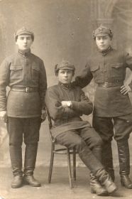 Бейссель Владимир Сергеевич (слева)