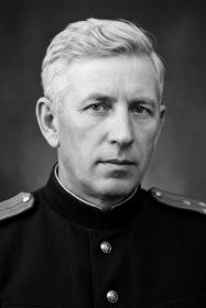 Имя неизвестно, табличка на памятнике отсутствует