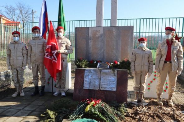 В станице Курджипской перезахоронили останки советского солдата