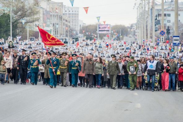 О шествии Бессмертного полка в 2021 году. Как пройдет День Победы в моем городе?