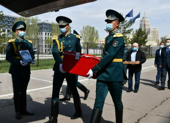 Останки погибшего  красноармейца доставили в Казахстан из Молдовы