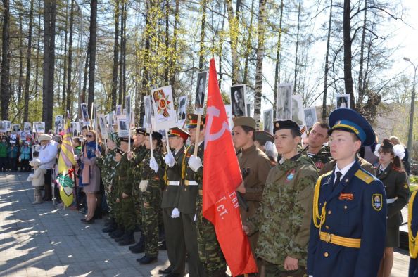 В одном строю со всей страной