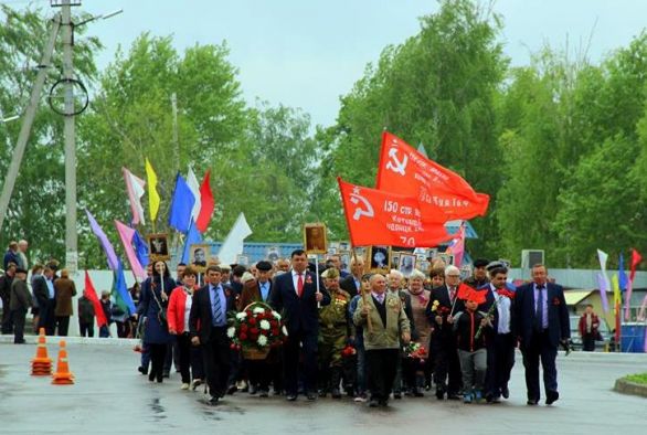 «Бессмертный полк»: бондарцы пронесли гордость и память родного села