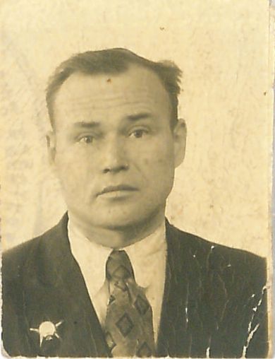 Акамов Дмитрий Тарасович