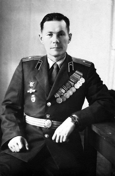 Аверин Лев Дмитриевич