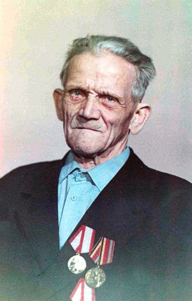 Листов Иван Дмитриевич