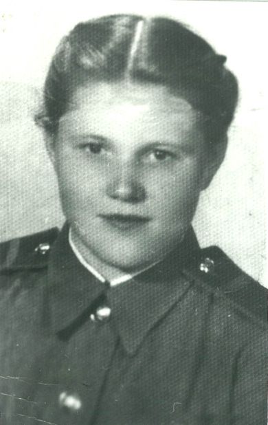 Белоусова (Сапунова) Галина Степановна