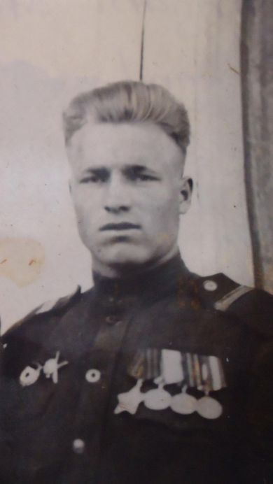 Калиничев Иван Ильич