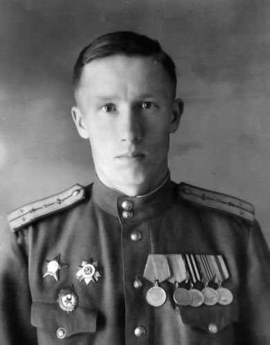ВАСИЛЬЕВ Николай Нилович (15.11.1914 – 4.04.1980) 