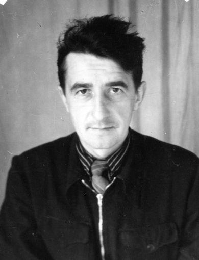 СИНЯВСКИЙ Виталий Кириллович (23.05.1923- 21.01.1991)