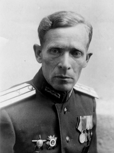 ЧЕРНЫШОВ Виктор Гаврилович ( 23.11.1909-7.11.2000)                   