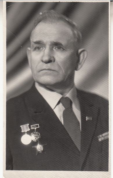 Петровцев Иван Алексеевич
