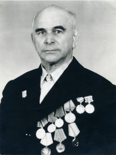Иглаков Петр Алексеевич