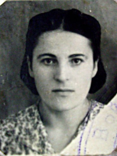 Пащенко (Татаринцева) Евгения Никитична