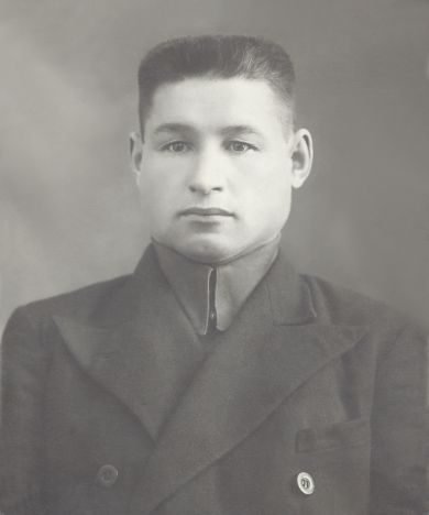 Султанов Хамат