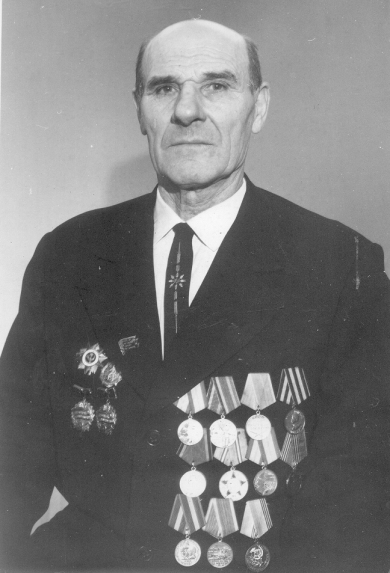 Петренко Василий Григорьевич.
