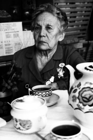 Мерзлова Елена Никитична 21.07.1923 г. д. Большое Уклейное Валдайского района Новгородской области