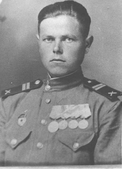 Ларионов Виктор Михайлович 1924-2013гг.